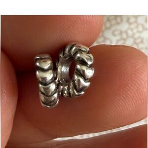 Two Pandora heart spacers 💕